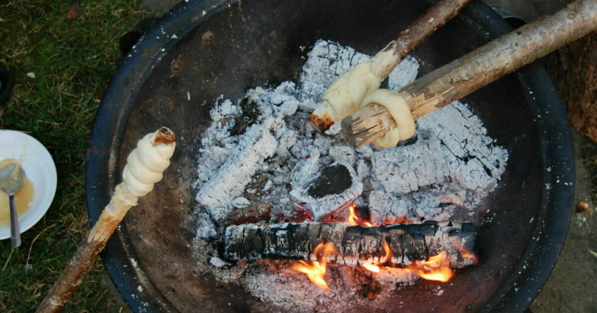 Fire & Cooking Focus | Muddy Faces