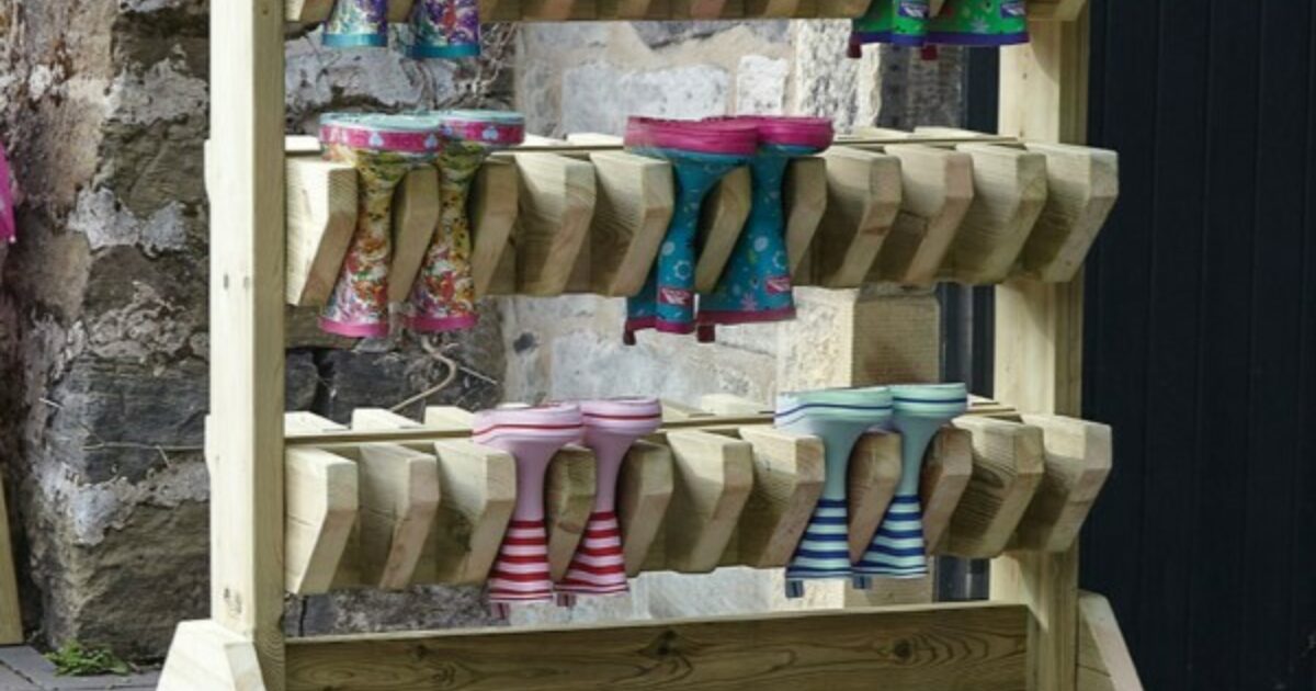 Pallet on sale welly rack