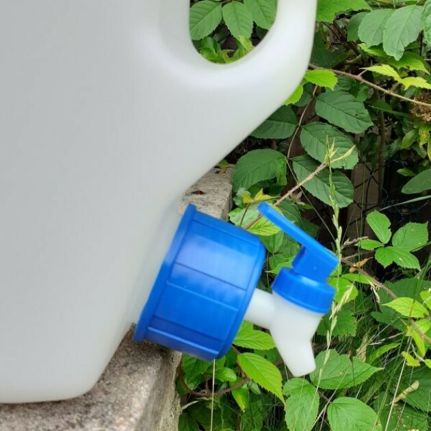 Spare Taps and Caps for Jerry Cans | Muddy Faces