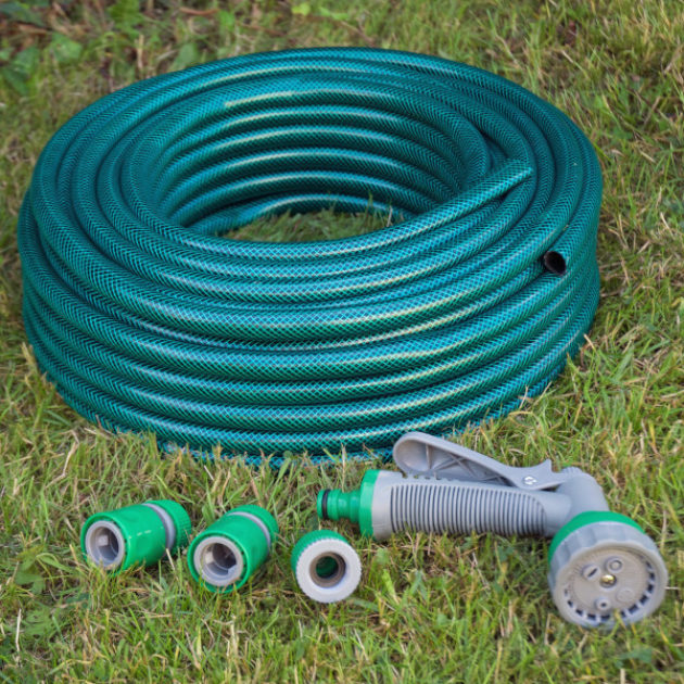 Hosepipe and Fittings Muddy Faces