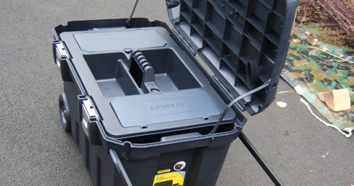 Stanley mobile best sale tool chest