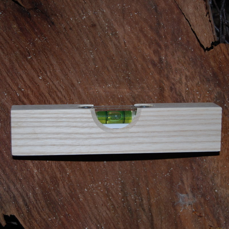 Wooden spirit level online
