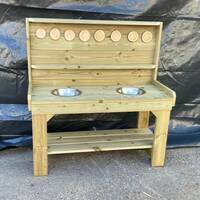 Outdoor Potion Bench 7 Station Muddy Faces