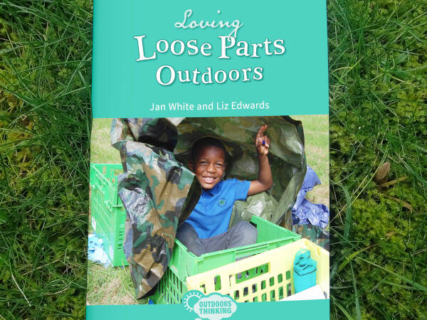 Loose Parts booklet photo retouched60x60