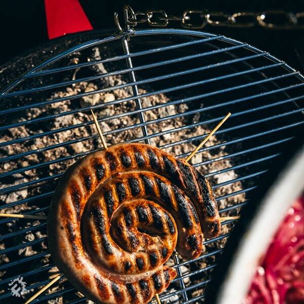 manual override of the alt attribute