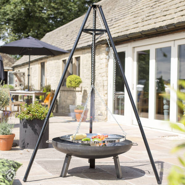 Tripod with Hanging Grill 172cm