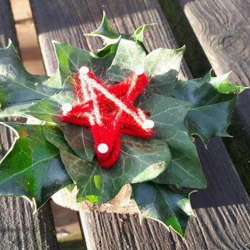 Christmas Log Cookie Wreath