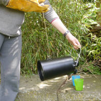 Pouring Water Storm Kettle20x20