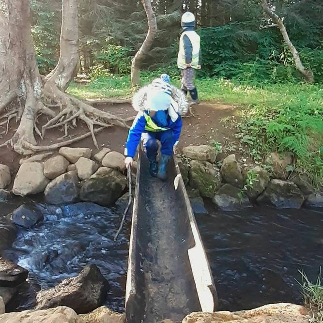 Unnur Henry Pipe bridge