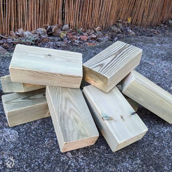 manual override of the alt attribute