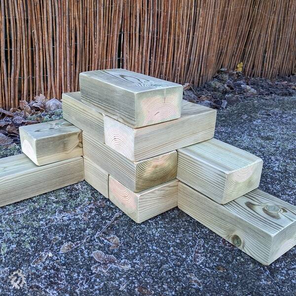 manual override of the alt attribute