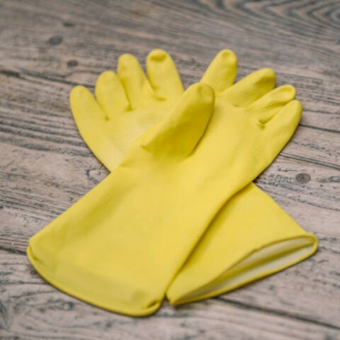 Children's Yellow Rubber Gloves by Gubberloves