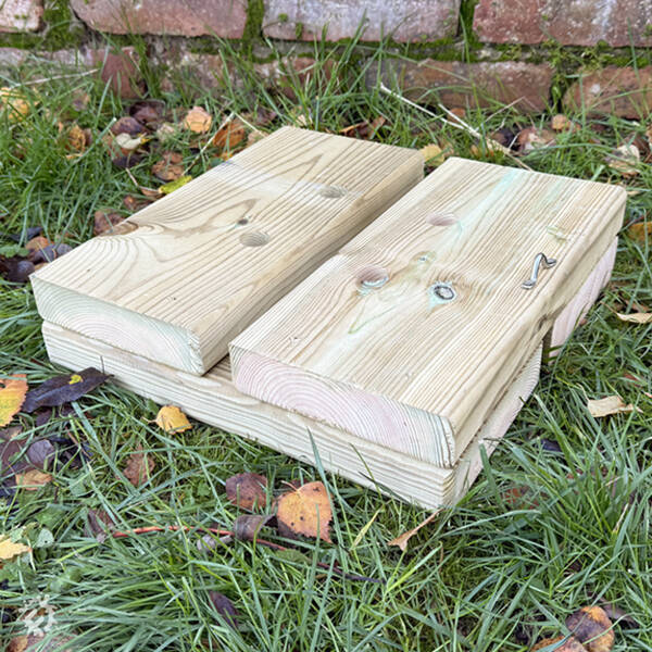 manual override of the alt attribute