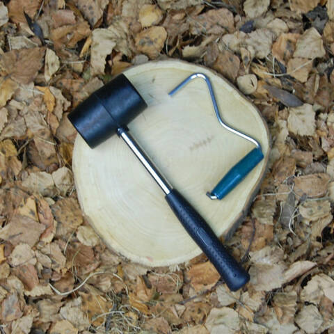 Mallet with Peg Puller